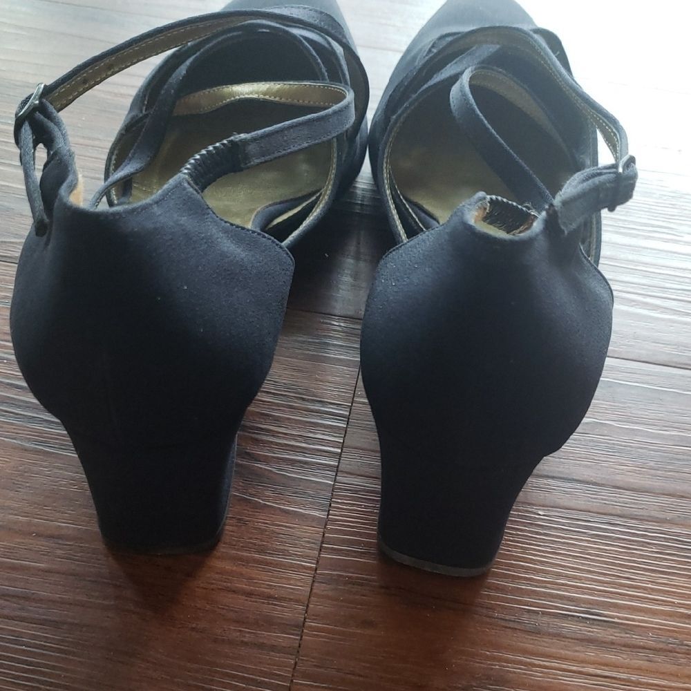 Vintage Yves Saint Laurent Black Strappy Block Heels Size 7 Chic Feminine Design - Picture 7 of 8